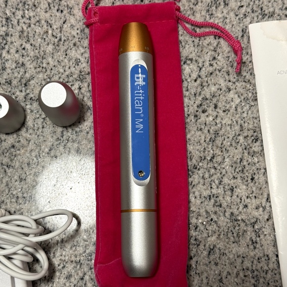 Bio Therapeutic Bt-Titan Nanoneedling - Picture 6 of 6